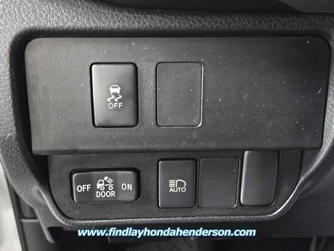 Used 2021 Toyota Tacoma SR5 RWD image 27