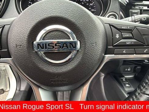 Used 2022 Nissan Rogue Sport SL w/ Premium Package image 18