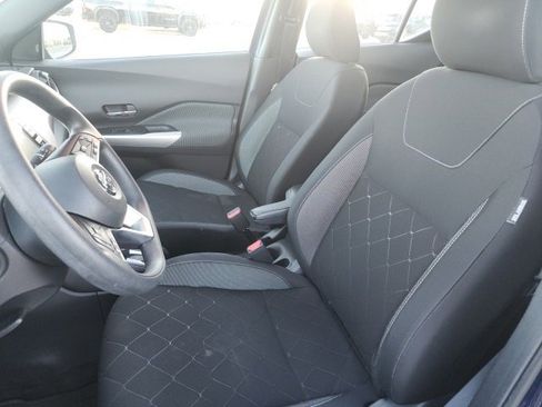 Certified 2019 Nissan Kicks SV image 11