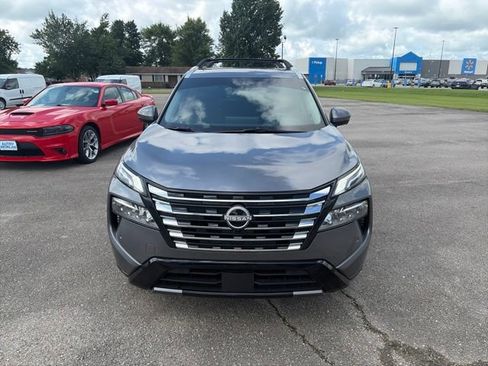 Used 2026 Nissan Rogue Platinum w/ Platinum Premium Package AWD/4WD image 9