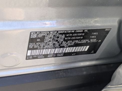 Used 2023 Toyota RAV4 Limited image 34