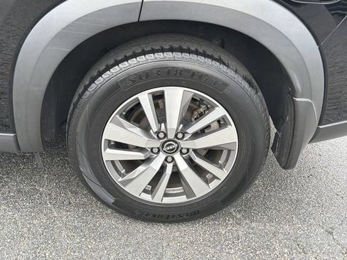 Used 2022 Nissan Pathfinder SL w/ Cargo Package AWD/4WD image 10
