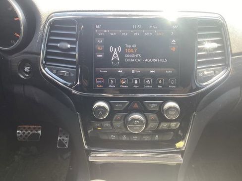 Used 2019 Jeep Grand Cherokee Altitude AWD/4WD image 10