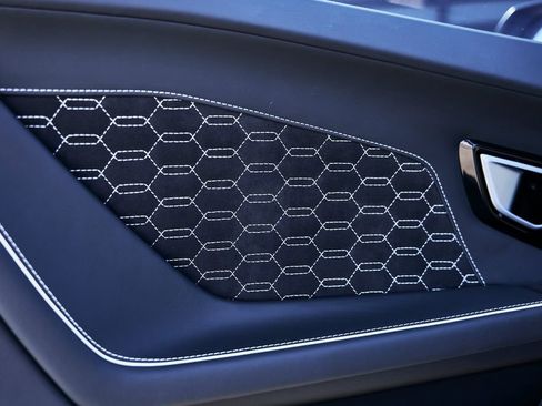 Used 2023 Lamborghini Huracan Tecnica image 39