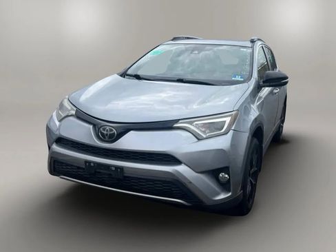 Used 2018 Toyota RAV4 SE w/ Power Extra Value Package image 1