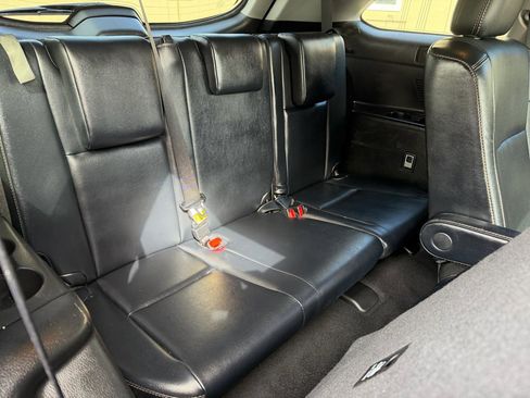 Used 2019 Toyota Highlander Limited AWD/4WD image 7