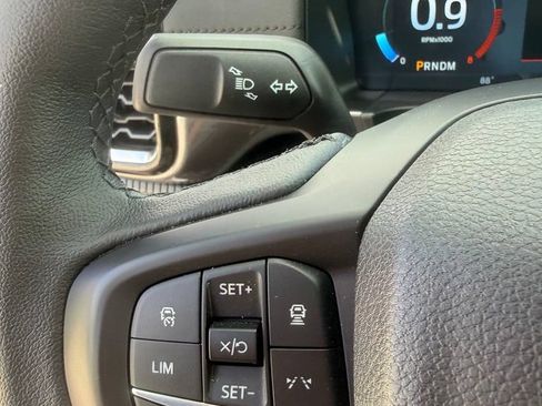 Used 2025 Ford Ranger Lariat w/ Black Appearance Package AWD/4WD image 18