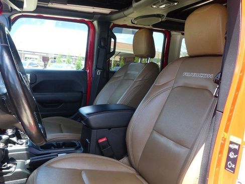 Used 2020 Jeep Wrangler Unlimited Rubicon AWD/4WD image 38
