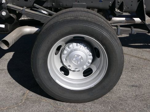 New 2024 RAM 4500 Tradesman image 20