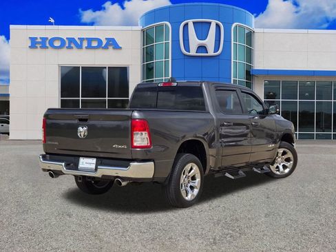 Used 2022 RAM 1500 Big Horn AWD/4WD image 3