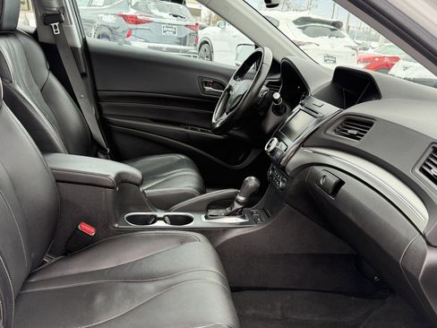 Used 2019 Acura ILX w/ Premium Package image 16