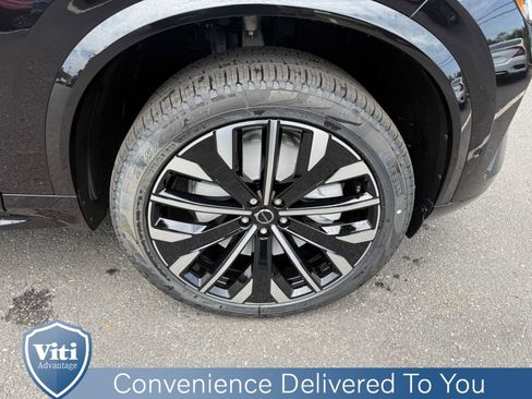New 2026 Volvo XC90 T8 Ultra w/ Protection Package Premier AWD/4WD image 10