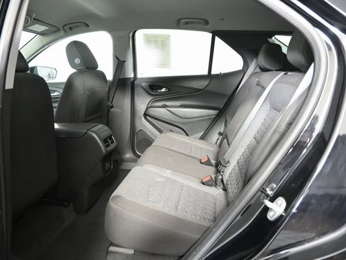 Used 2023 Chevrolet Equinox LT image 18