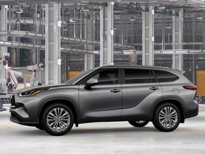 New 2026 Toyota Highlander Platinum