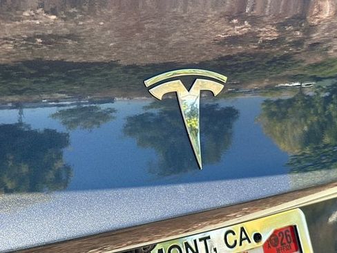 Used 2023 Tesla Model 3 Standard Range RWD image 7
