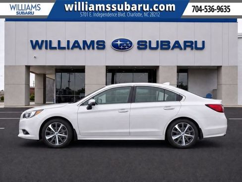 Used 2017 Subaru Legacy 2.5i Limited AWD/4WD image 4