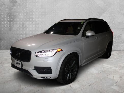 Used 2021 Volvo XC90 T8 Inscription w/ Advanced Package image 6