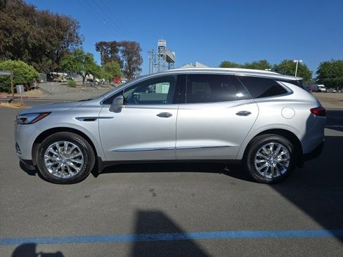 Used 2021 Buick Enclave Premium w/ Surround and Sites Package image 6