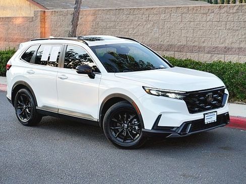 Used 2025 Honda CR-V Sport image 3