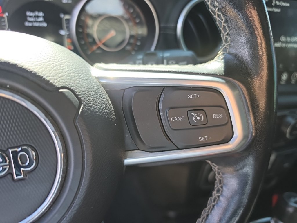 Used 2021 Jeep Wrangler Unlimited Sahara AWD/4WD image 31