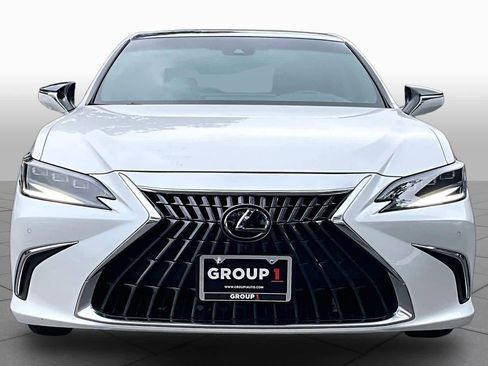 Used 2024 Lexus ES 350 Ultra Luxury w/ Accessory Package (Z2) FWD image 4