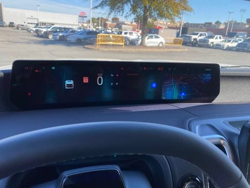 New 2025 Ford Expedition Platinum w/ Platinum Ultimate Package AWD/4WD image 19