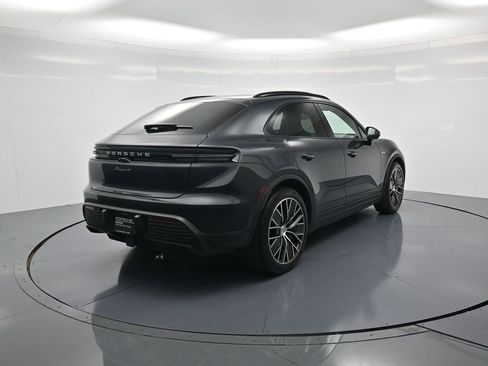 Used 2024 Porsche Macan 4 Electric image 30