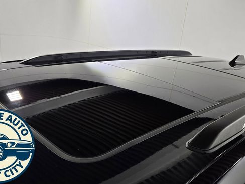 Used 2024 Jeep Grand Cherokee Limited AWD/4WD image 10
