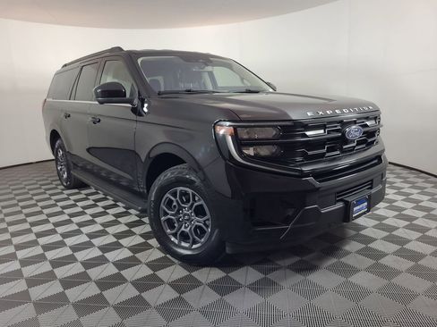 Used 2025 Ford Expedition Max Active image 1