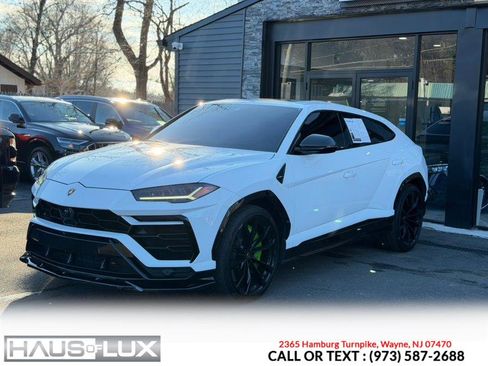 Used 2022 Lamborghini Urus image 5