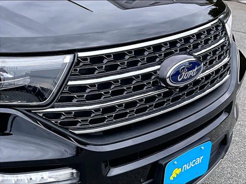 Used 2023 Ford Explorer XLT w/ Equipment Group 202A image 33