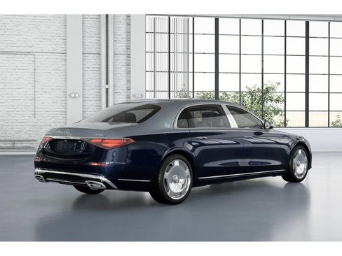 Certified 2024 Mercedes-Benz Maybach S 680 4MATIC image 21