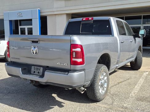 Used 2024 RAM 2500 Laramie AWD/4WD image 2
