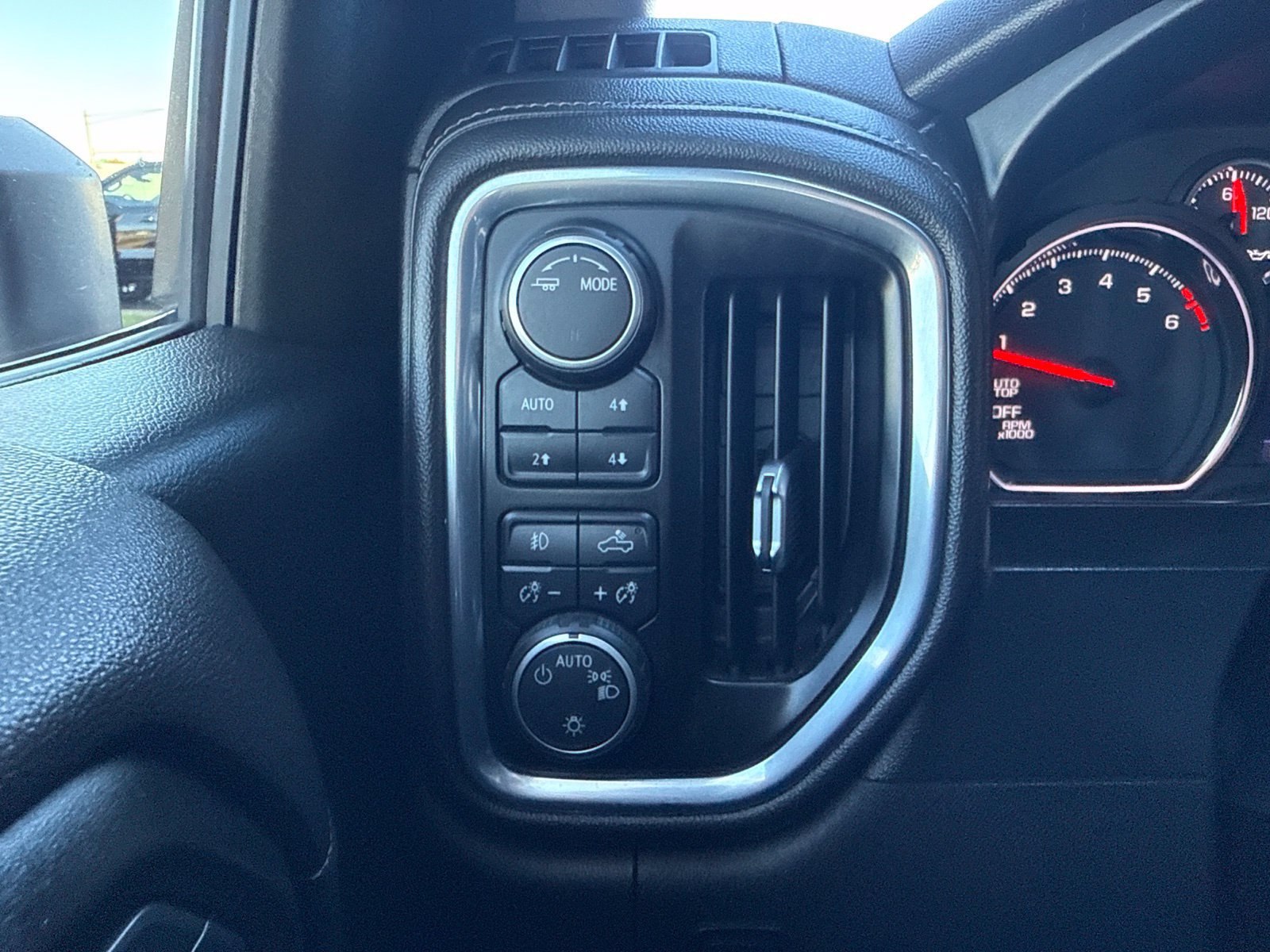 Used 2021 Chevrolet Silverado 1500 RST w/ All Star Edition Plus AWD/4WD image 33