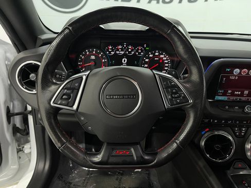 Used 2018 Chevrolet Camaro SS RWD image 21
