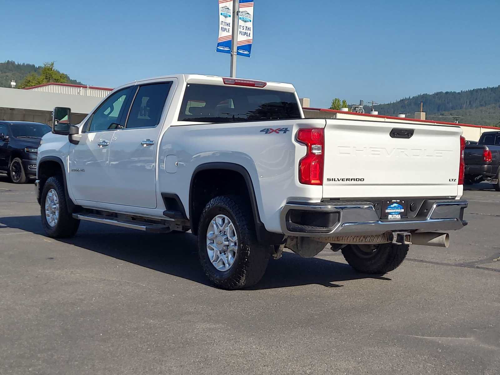 Used 2024 Chevrolet Silverado 2500 LTZ AWD/4WD image 12