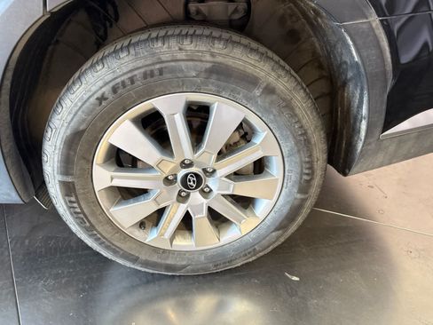 Used 2025 Hyundai Palisade SEL FWD image 10