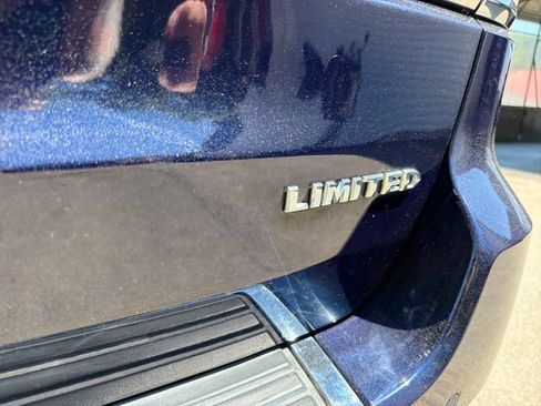 Used 2017 Jeep Grand Cherokee Limited AWD/4WD image 10