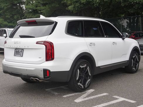 Used 2024 Kia Telluride S AWD/4WD image 10