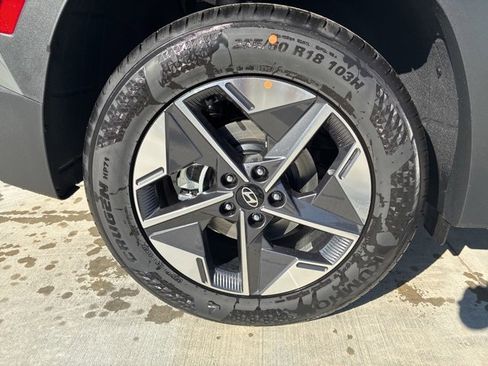 New 2026 Hyundai Tucson SEL image 8