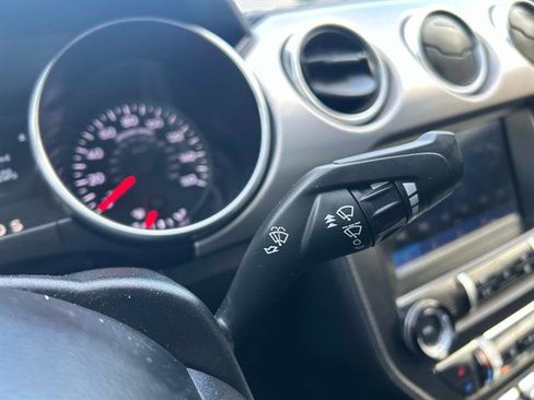 Used 2020 Ford Mustang Premium image 23