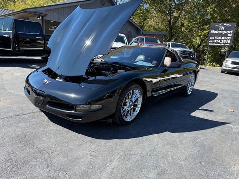 Used 1998 Chevrolet Corvette Coupe w/ Memory Pkg image 4