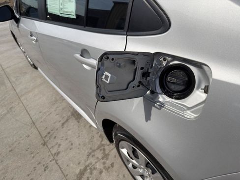Used 2024 Toyota Corolla LE FWD image 20