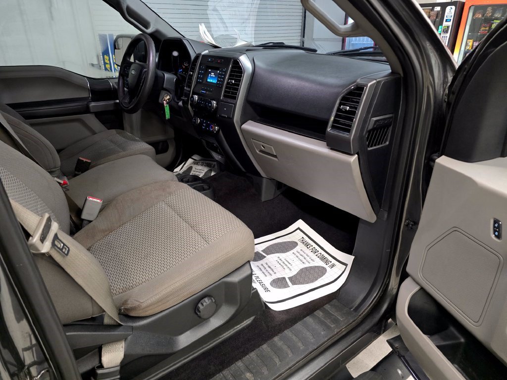 Used 2017 Ford F150 XLT RWD image 33