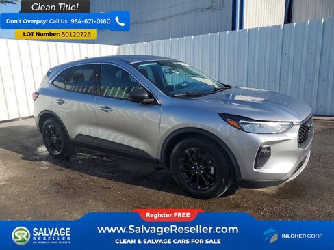 Used 2023 Ford Escape Active w/ Cold Weather Package FWD image 5