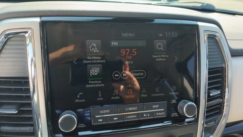 Used 2020 Nissan Titan SV w/ SV Convenience Package AWD/4WD image 16