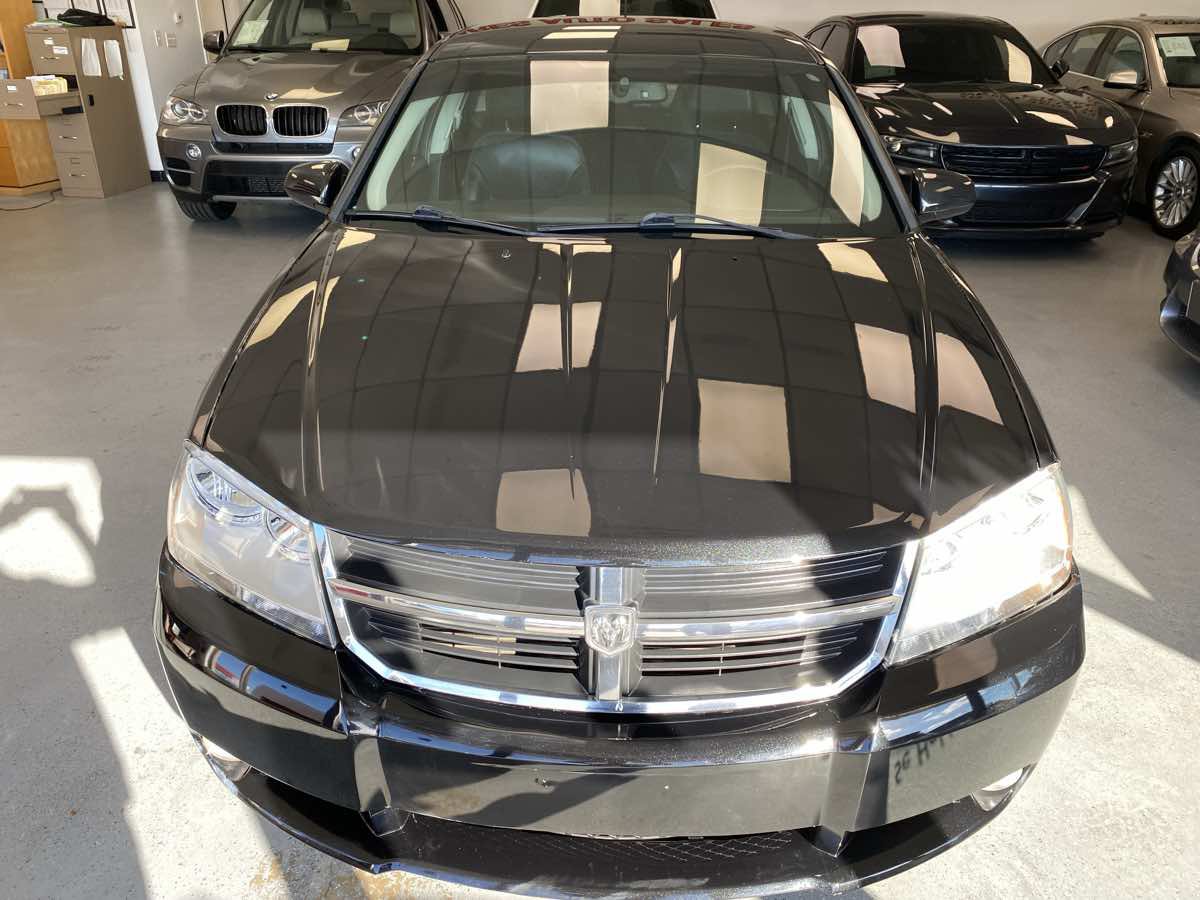 Used 2010 Dodge Avenger R/T w/ Premium Convenience Group FWD image 2