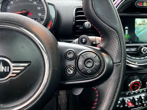 Used 2019 MINI Cooper Clubman S image 24
