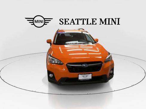 Used 2019 Subaru Crosstrek 2.0i Premium w/ Popular Package #2 AWD/4WD image 3