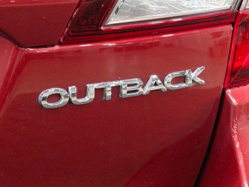 Used 2018 Subaru Outback 2.5i Premium AWD/4WD image 42